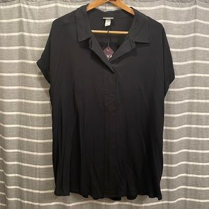 Black collar shirt